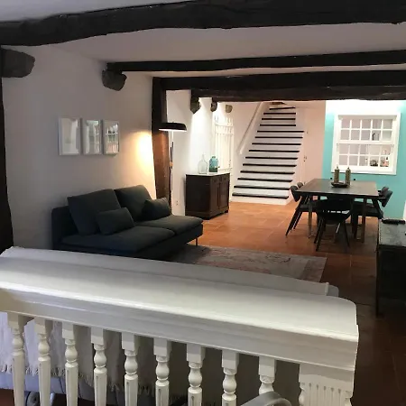 Casa Da Muralha Cerveira Дом отдыха Вила-Нова-ди-Сервейра