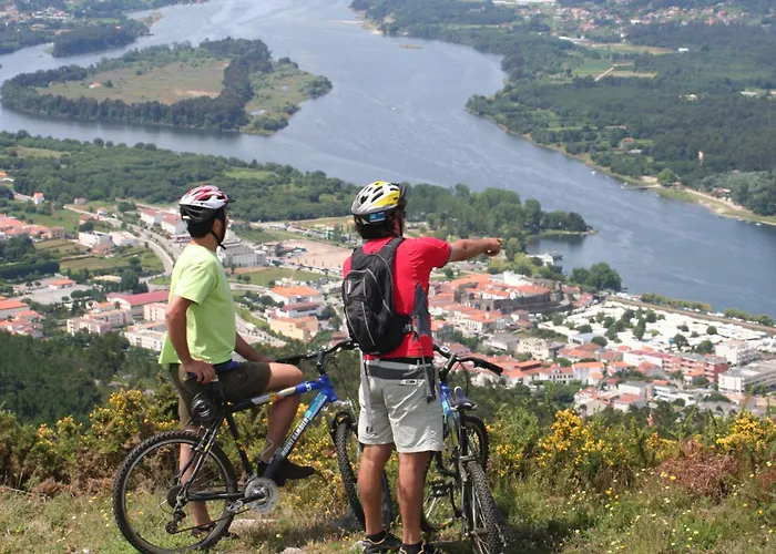 Casa Da Muralha Cerveira 別荘 ヴィラ・ノーヴァ・デ・セルヴェイラ
